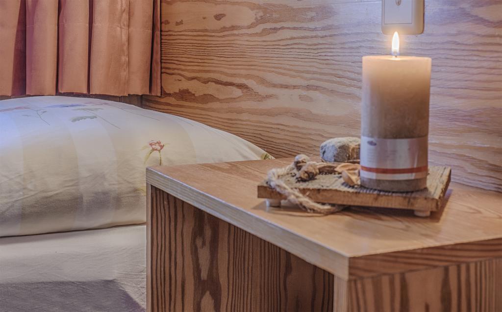 Apartments Bergrose Saas-Fee Room photo